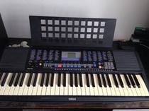  Elektronické klávesy Yamaha PSR-190