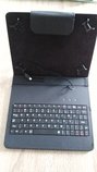Pouzdro s klavesnici pro tablet 8-9" 