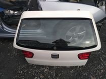Seat Ibiza rok 1999-2003 zadní dveře nastroje