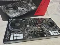 DJ ovladač Pioneer DDJ-1000 pro Rekordbox