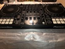 Prodám Zcela nový Pioneer DDJ-1000 DJ ovladač